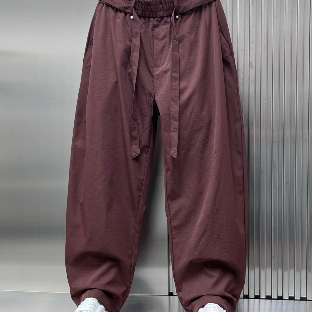Men's Casual Loose Fit Joggers in Deep Brown